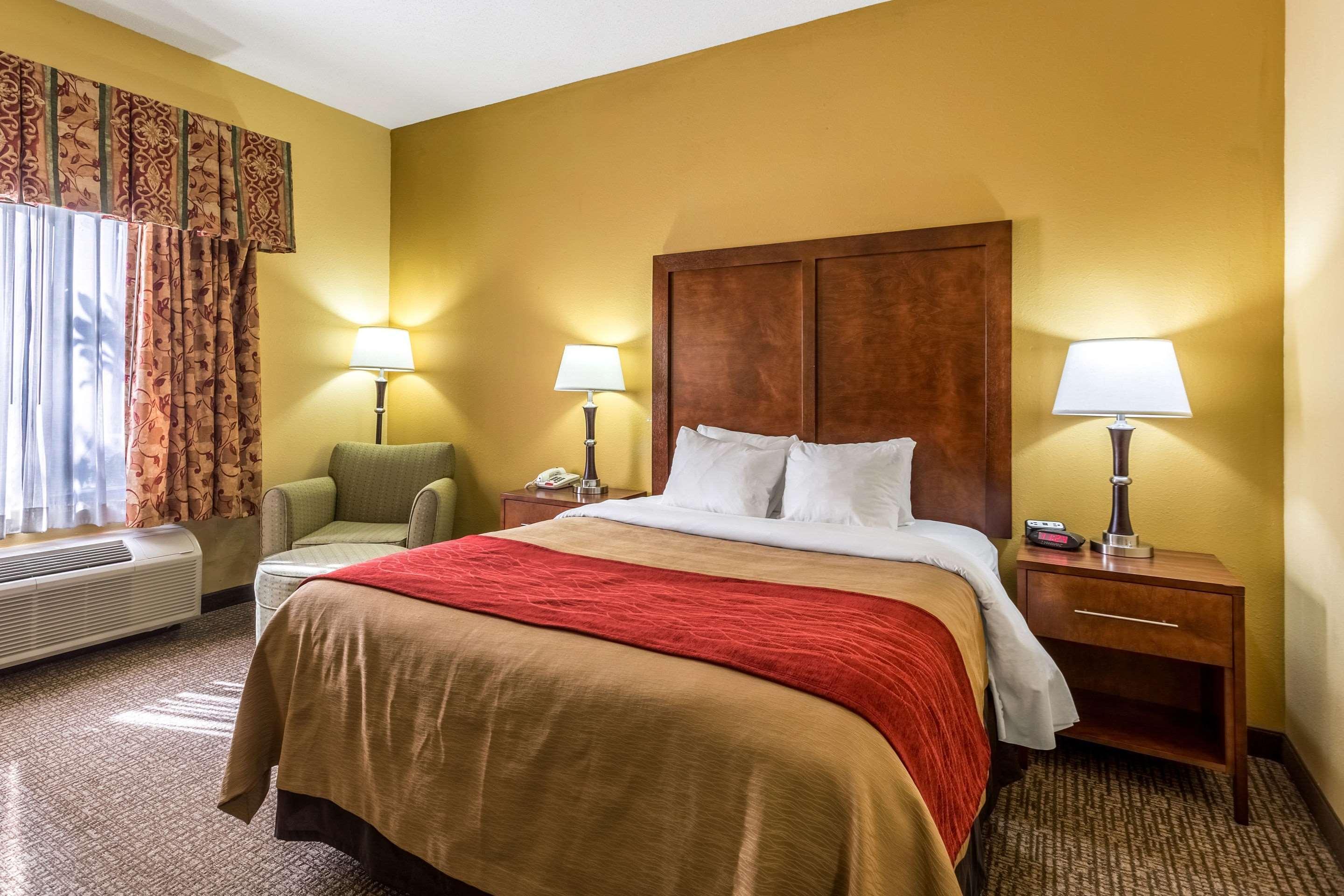 Comfort Inn Brownsville I-40 Экстерьер фото