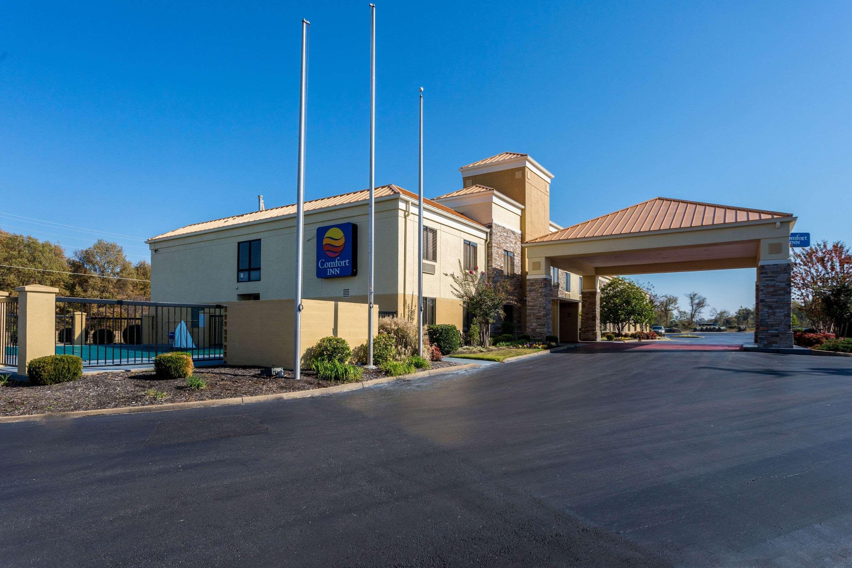 Comfort Inn Brownsville I-40 Экстерьер фото