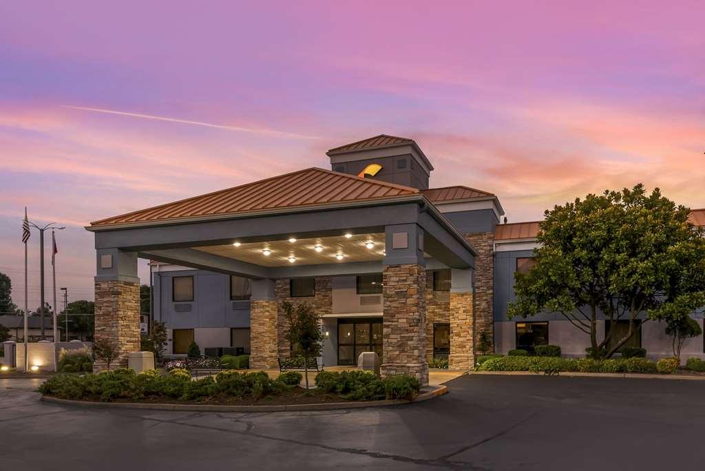 Comfort Inn Brownsville I-40 Экстерьер фото